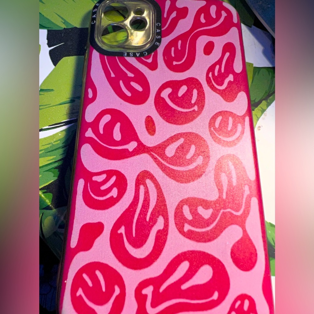 iPhone 11 smiley face phone case